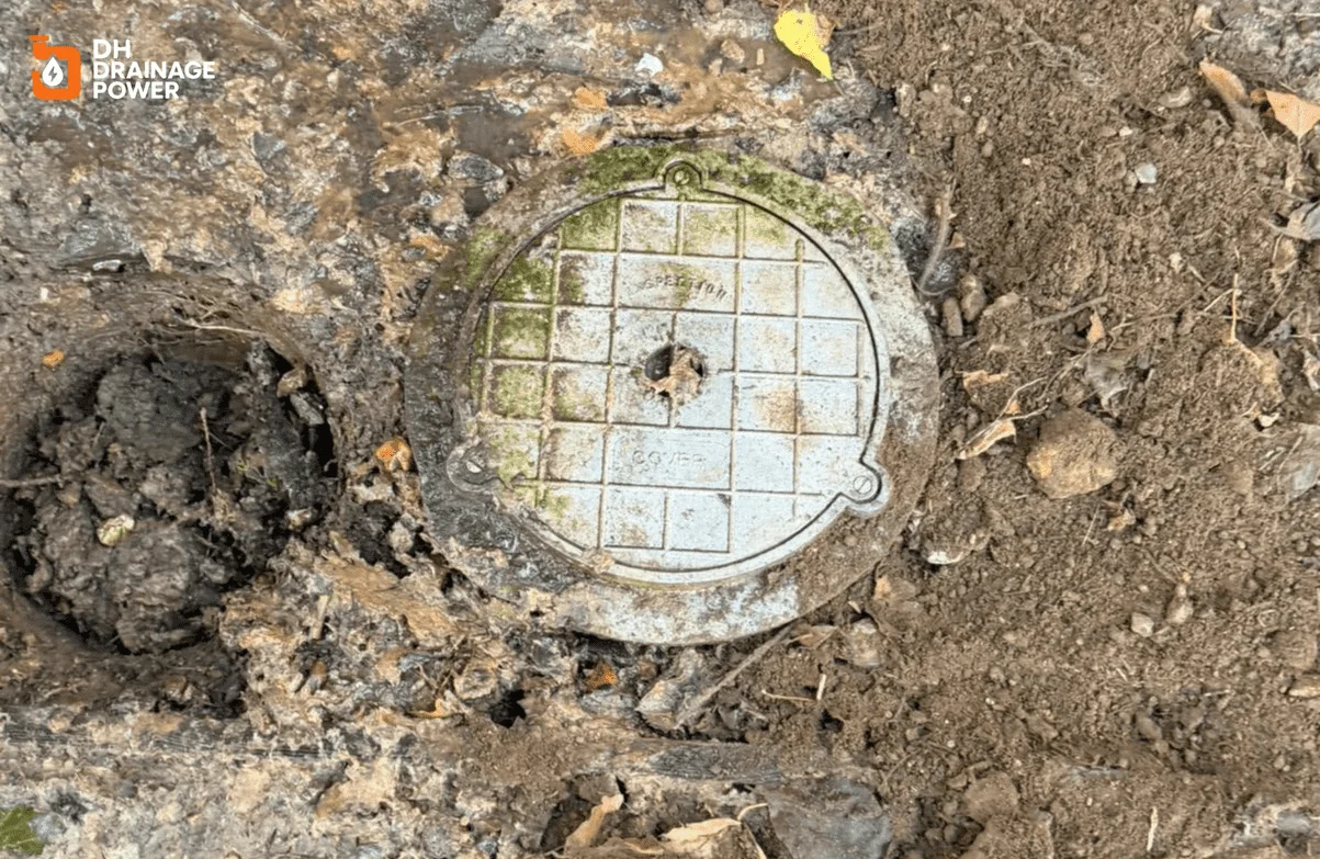 Professional Underground Drain Repairs London team inspecting blocked drains